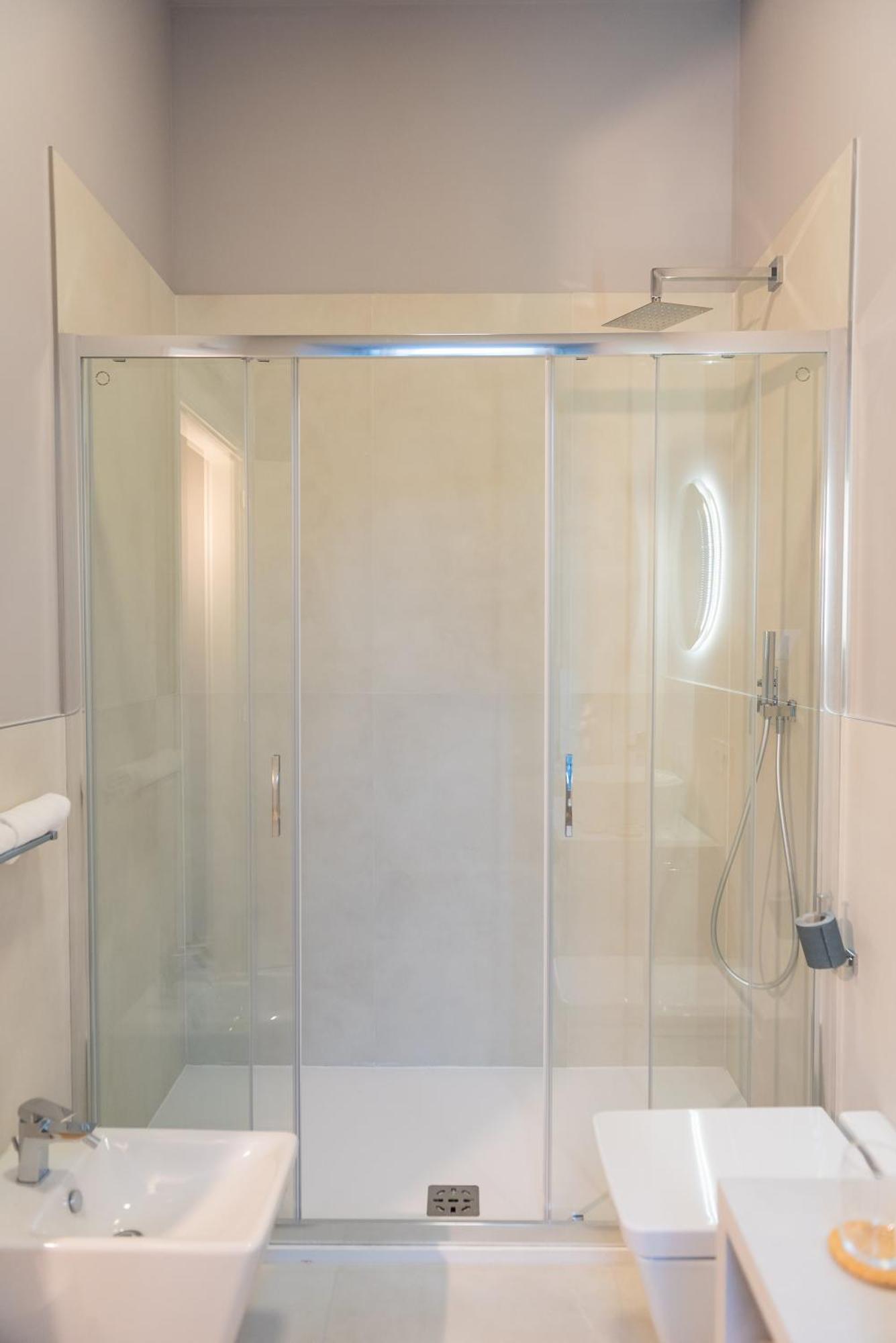 טריאסטה Sophia Boutique Suites מראה חיצוני תמונה